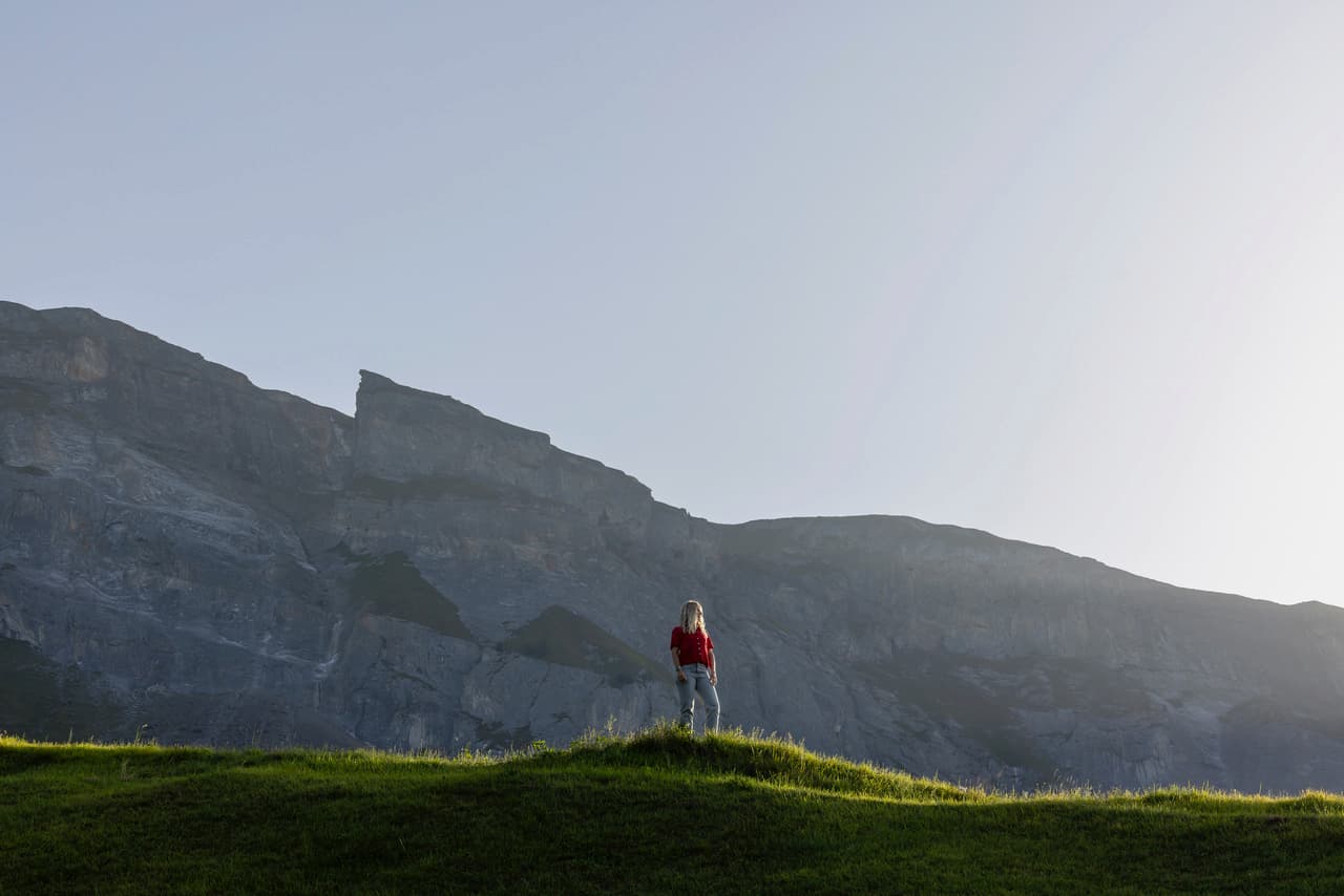 Senta Gautschi vor Flimser Berge